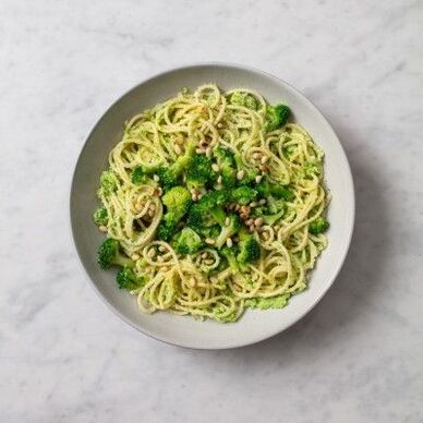 spaghetti with broccoli and pine nuts, Mediterranean cuisine