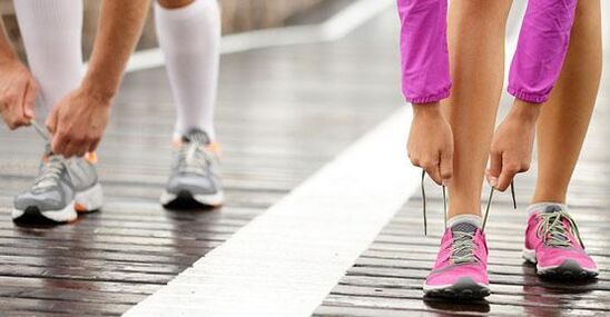Tie laces before jogging for weight loss