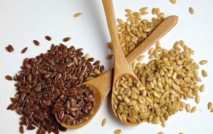Flaxseed has a weak diuretic effect, which contributes to weight loss. 